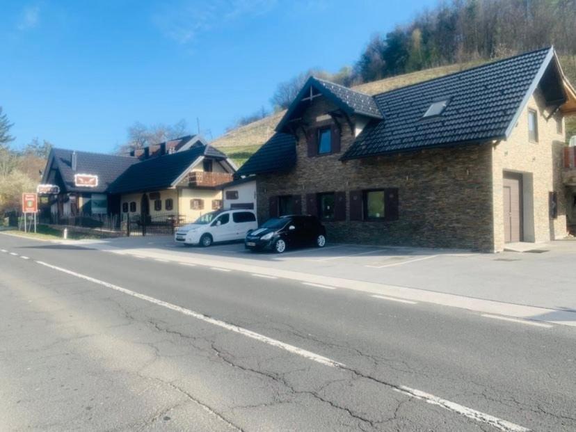 Motel Heaven Zgornje Dobrenje Buitenkant foto