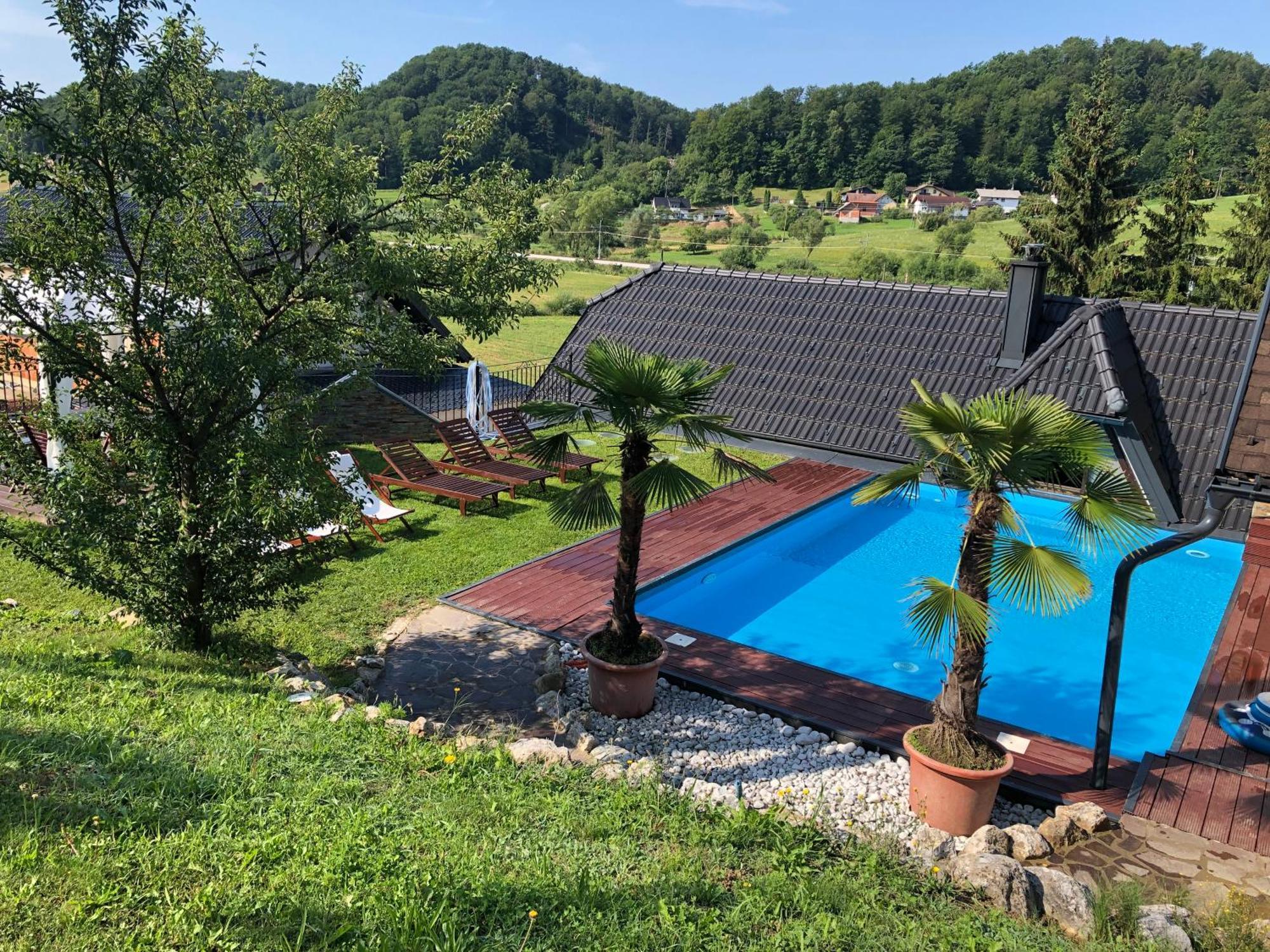 Motel Heaven Zgornje Dobrenje Buitenkant foto